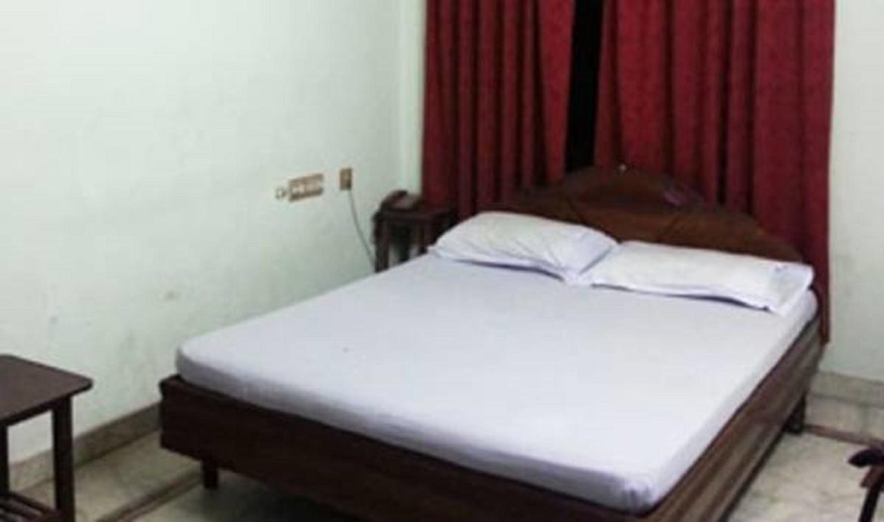 Hotel Boban Plaza Thiruvananthapuram Exterior photo